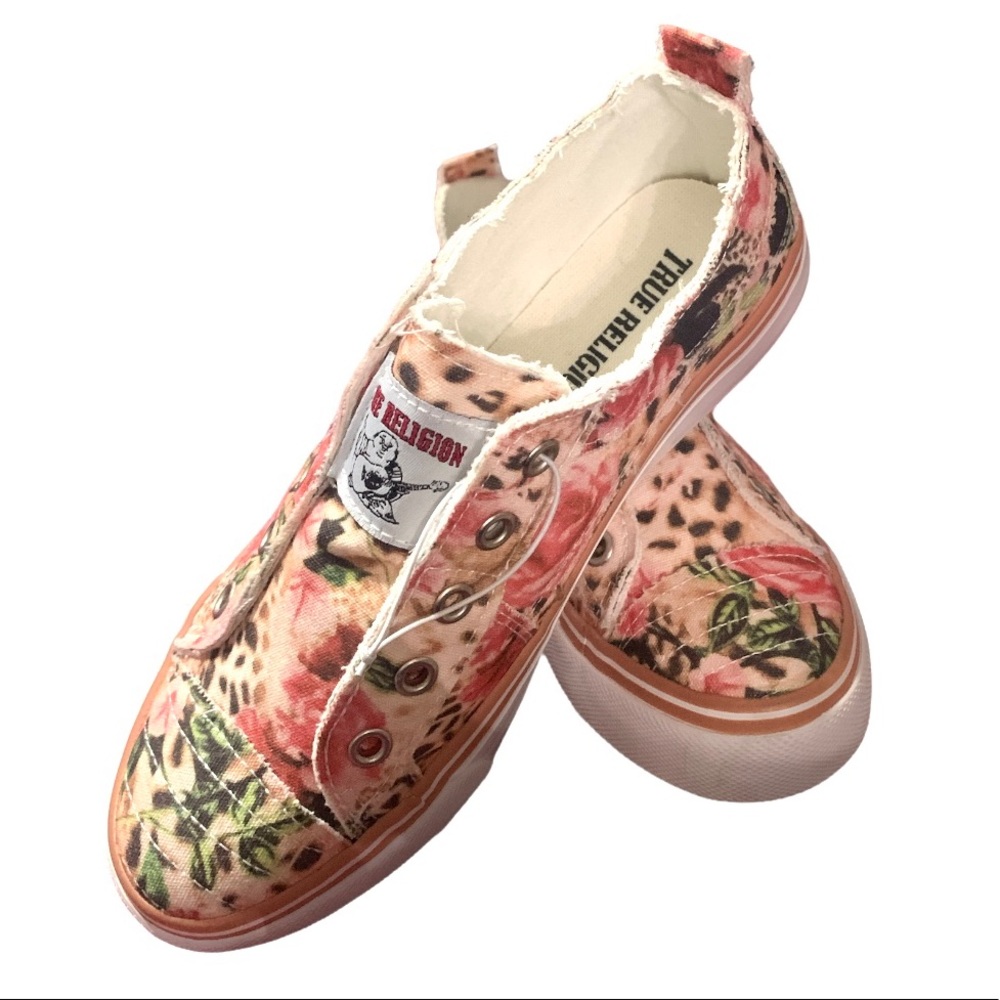 True Religion
Women’s Floral Print Korey Slip On
